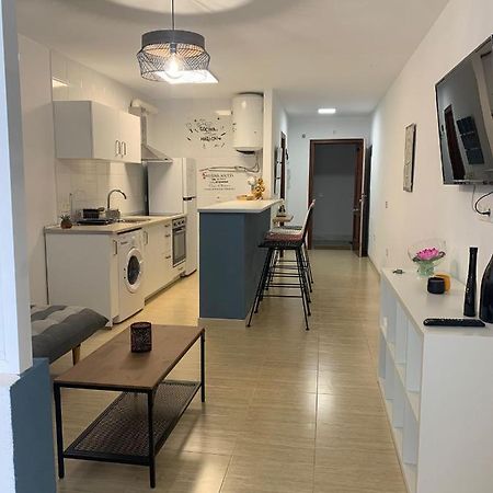 Apartamento Leyaros Apartment โรเกตัสเดมาร์ ภายนอก รูปภาพ