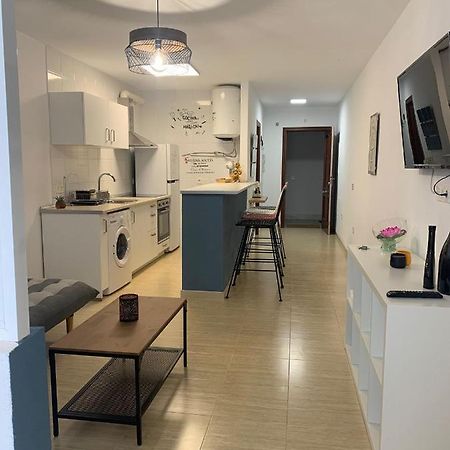 Apartamento Leyaros โรเกตัสเดมาร์ ภายนอก รูปภาพ