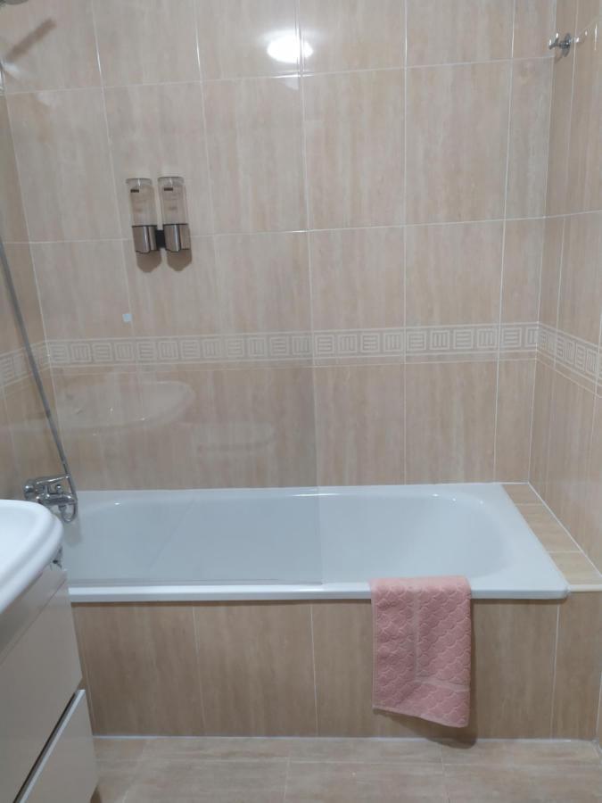 Apartamento Leyaros โรเกตัสเดมาร์ ภายนอก รูปภาพ