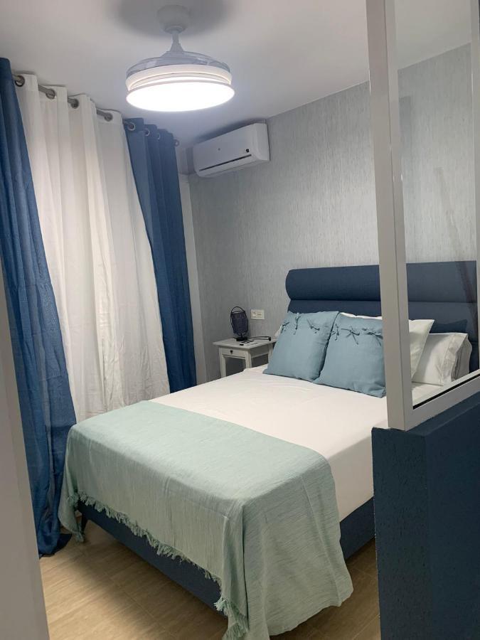 Apartamento Leyaros โรเกตัสเดมาร์ ภายนอก รูปภาพ