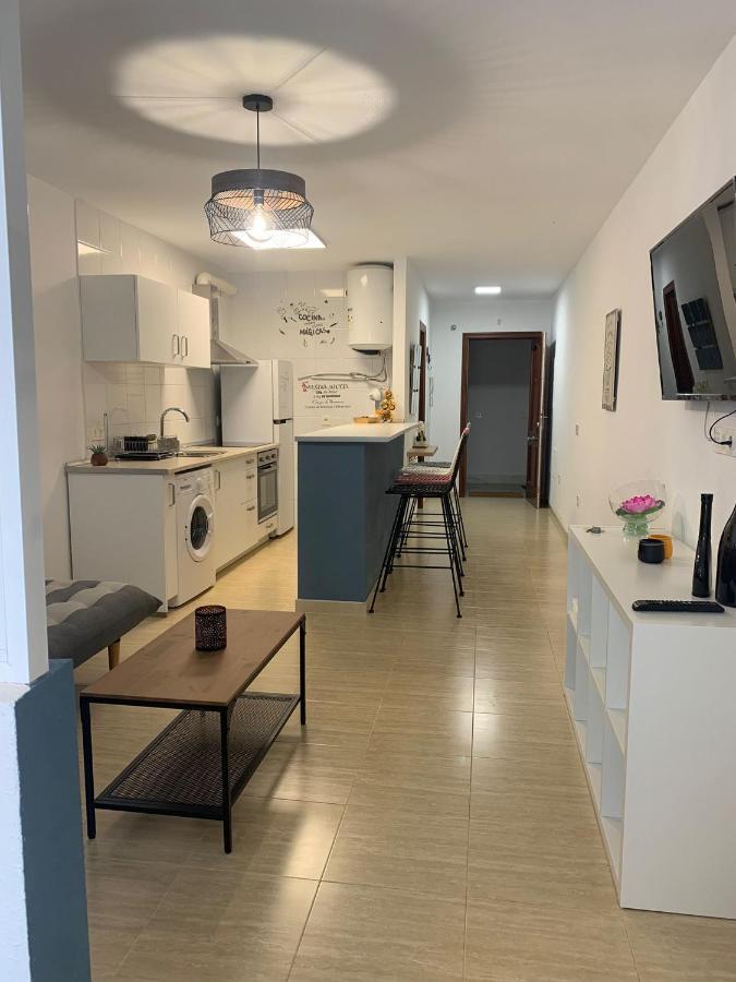 Apartamento Leyaros โรเกตัสเดมาร์ ภายนอก รูปภาพ