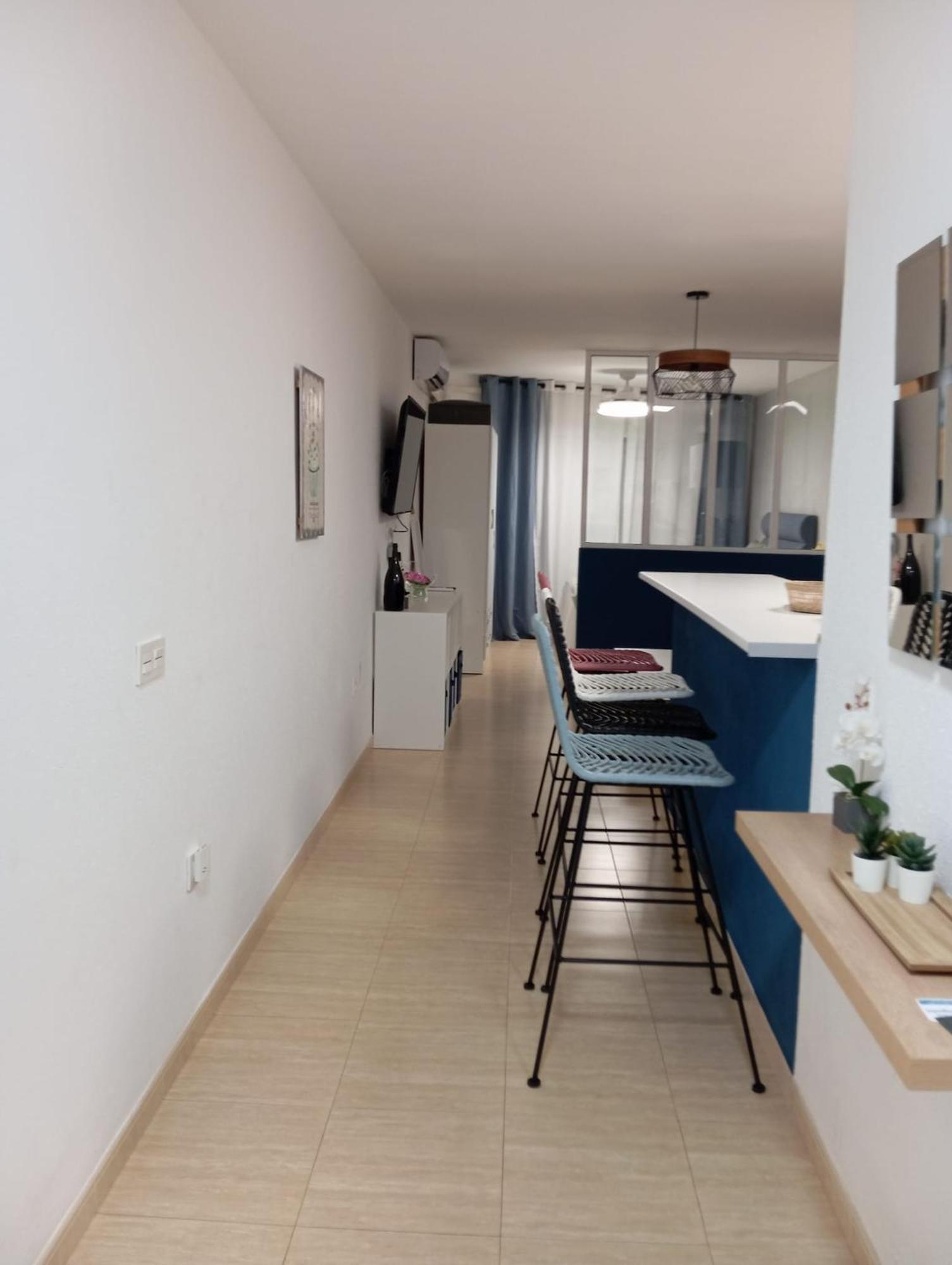 Apartamento Leyaros โรเกตัสเดมาร์ ภายนอก รูปภาพ